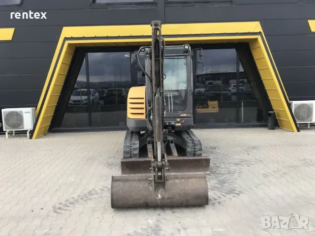 Багер Volvo EC27C, снимка 2 - Индустриална техника - 50388114