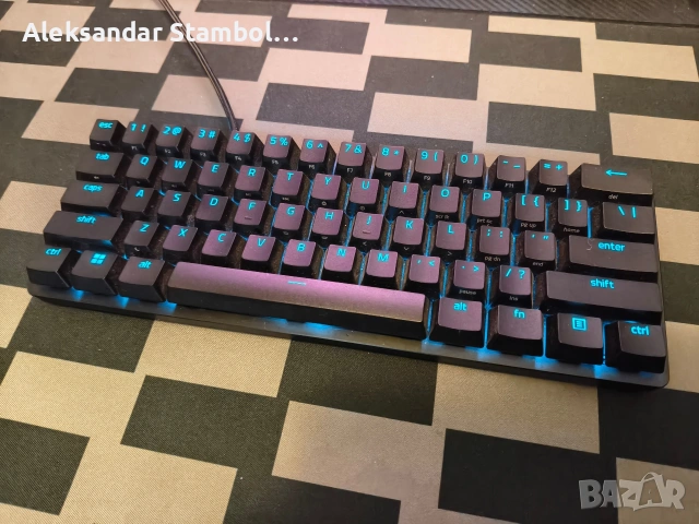 Геймърска клавиатура Razer Huntsman mini, снимка 5 - Клавиатури и мишки - 53393975