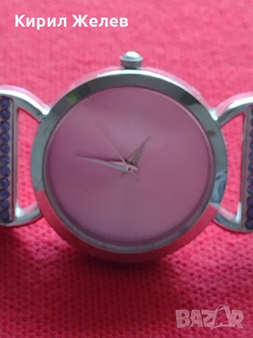 Стилен дамски часовник AVON QUARTZ много красив с кристали Сваровски - 7865, снимка 2 - Дамски - 36111068