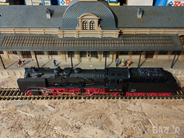 Парен локомотив Roco BR01 H0 1/87, снимка 4 - Колекции - 53633823