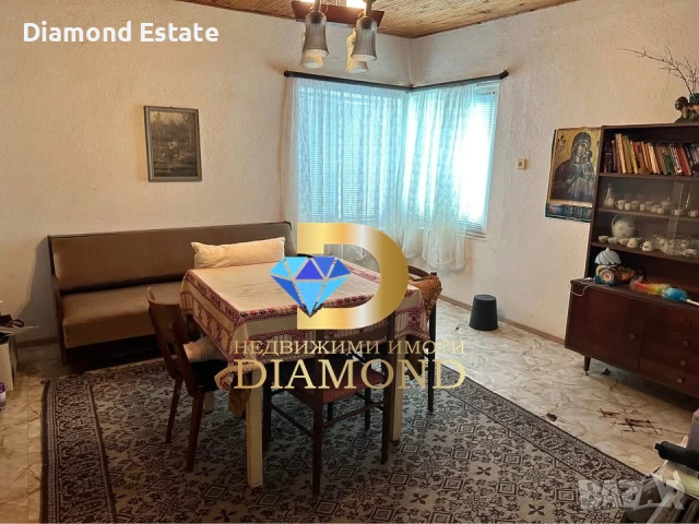 Двуетажна къща в село Царева поляна, обл. Хасково, снимка 4 - Къщи - 51297276