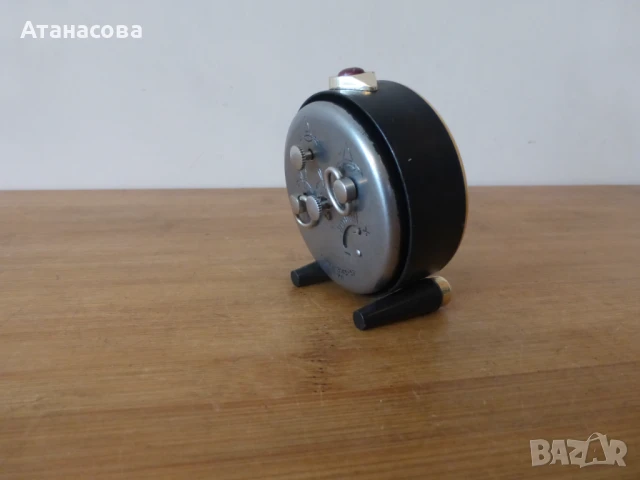 Будилник Мир Слава часовник черен корпус, снимка 6 - Антикварни и старинни предмети - 51001407