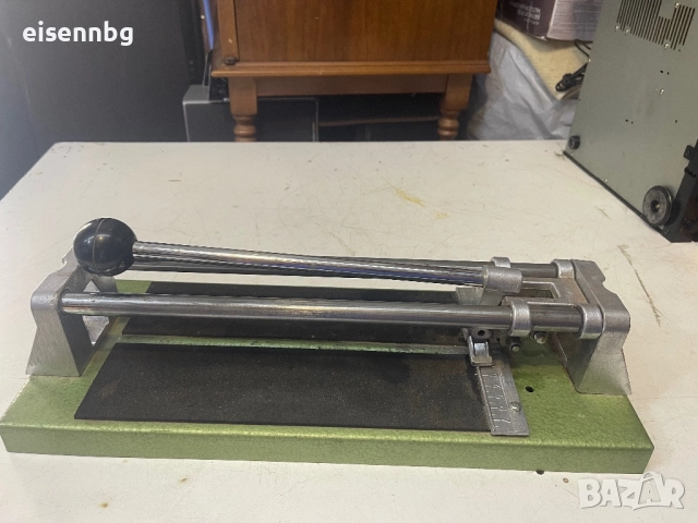 Резачка за плочки - ръчна 30 cm.