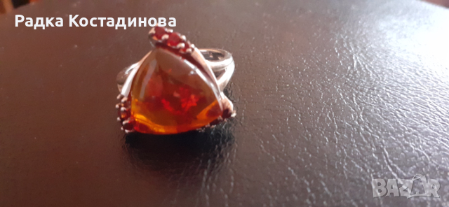 Сребърен пръстен с кехлибар, снимка 2 - Пръстени - 44594910