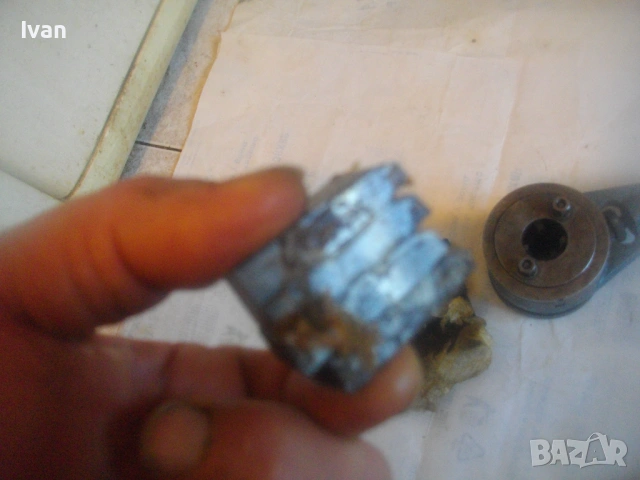 Нови Резбонарезни ножове за унгарска винторезка плашка за резби на тръби до 1" цол оригинални Соц , снимка 12 - Други инструменти - 53276696