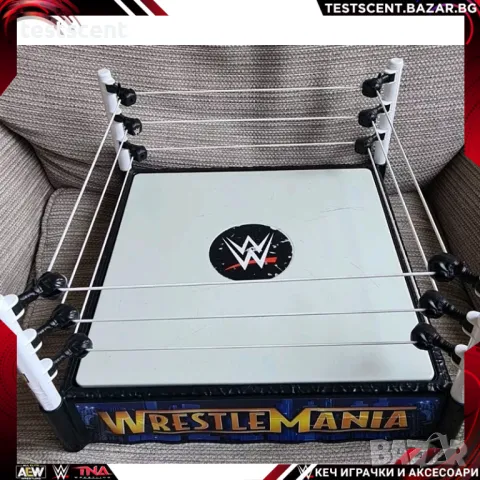 Ринг за играчки Mattel WWE 2010 Money In the Bank Spring Ring Wrestling кеч ринг, снимка 9 - Колекции - 46162987