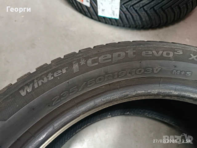 2бр.зимни гуми 235/50/19 Hankook, снимка 5 - Гуми и джанти - 53672570