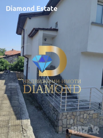 Двуетажна къща с магазин в село Ябълково, общ. Димитровград, снимка 3 - Къщи - 50563812