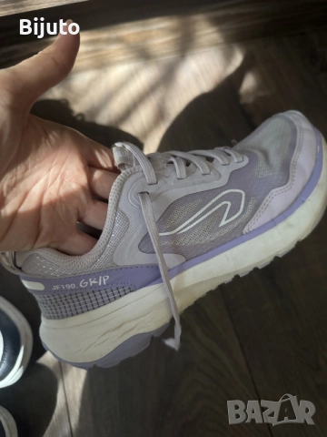 2 чивта маратонки NIKE и Декатлон, снимка 4 - Детски маратонки - 56149649