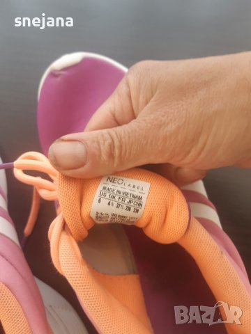 Adidas оригинални маратонки , снимка 6 - Маратонки - 41623344