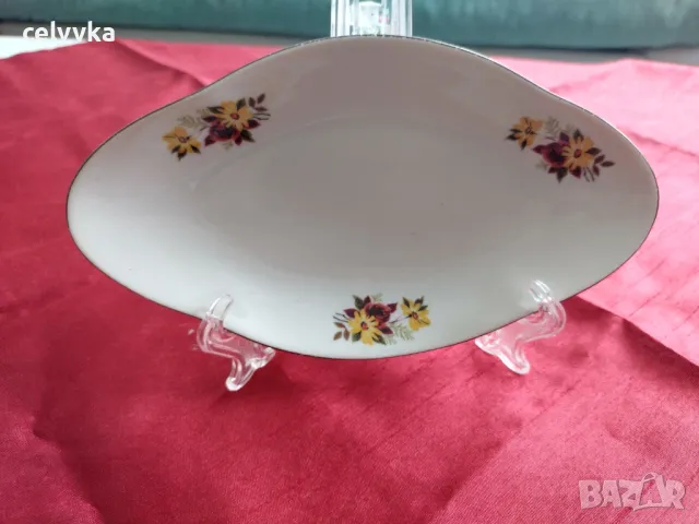 Порцеланови чинии,  чаши, кани  за допълване, снимка 7 - Сервизи - 50159677