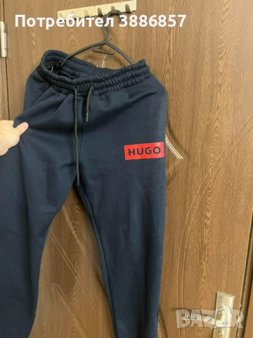 ЕКИП HUGO BOSS (син, размер М), снимка 2 - Спортни дрехи, екипи - 52480459