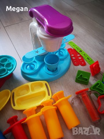 Мега-комплект за игра с пластелини Playdough, снимка 4 - Пластелини, моделини и пясъци - 41393356