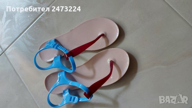 Сандали подходящи за плаж