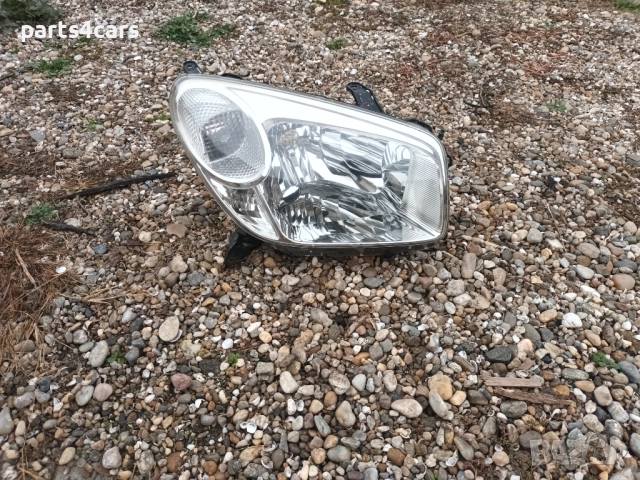 десен фар за тойота рав 4 TOYOTA RAV 4