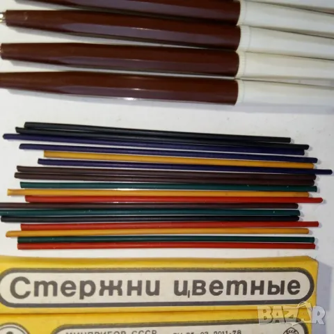 Комплект механични моливи с цветни графити и резервни кутии с цветни графити, снимка 8 - Ученически пособия, канцеларски материали - 47955403