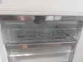 Хладилник за вграждане, снимка 3