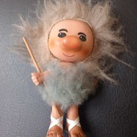 Пещерен човек / Неандерталец - стара кукла ГДР, снимка 6 - Колекции - 42618055