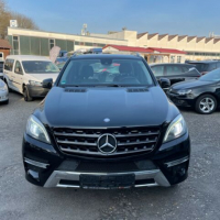 Mercedes-Benz ML 350 CDI BlueTEC AMG Line, снимка 1 - Автомобили и джипове - 36146511