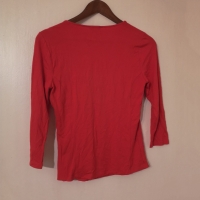 Нова червена блуза S размер с деколте 3/4 ръкав, снимка 2 - Блузи с дълъг ръкав и пуловери - 36036142