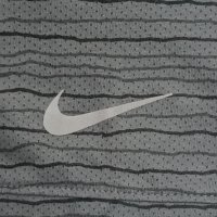 Nike DRI-FIT оригинална тениска L Найк спортна фланелка фитнес, снимка 4 - Спортни дрехи, екипи - 41406134