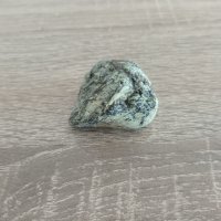 Лот минерали:чароит,шунгит и серпентин, снимка 7 - Колекции - 42004423