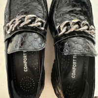 Черни лачени обувки с ортопедична стелка, снимка 5 - Дамски ежедневни обувки - 44583899