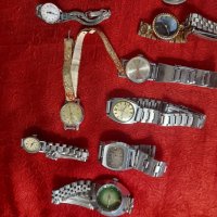 Стари дамски часовници , снимка 1 - Антикварни и старинни предмети - 41321505