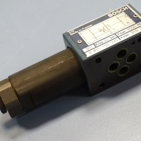 хидравличен клапан Bosch 0 811 150 pressure reliel valve 210 bar, снимка 7 - Резервни части за машини - 36376487
