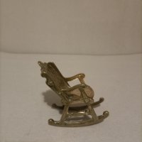 Винтаж бронзов метален Windsor Викториански  и миниатюрен декор за люлеещ се стол, снимка 7 - Колекции - 44424165