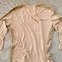 Блуза с дантела през ръкава, снимка 2 - Блузи с дълъг ръкав и пуловери - 41319904