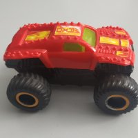Детска кола от Mcdonald's (джип), снимка 2 - Коли, камиони, мотори, писти - 33846383