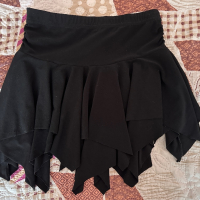 Черна официална пола за момиче 8-10 г, снимка 2 - Детски рокли и поли - 44791624