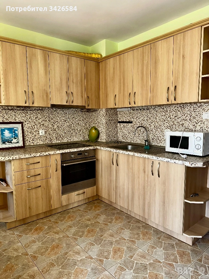 Тристаен апартамент в град Поморие, снимка 1