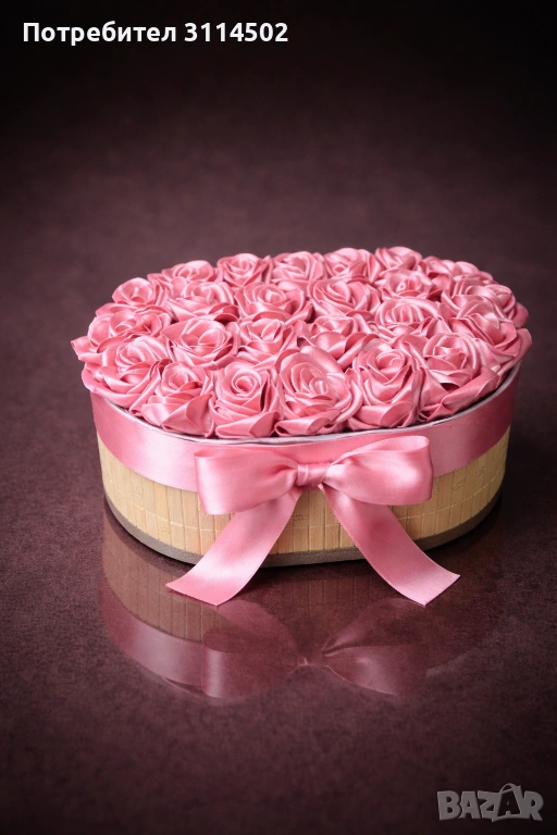 Луксозна кутия с вечни рози, снимка 1