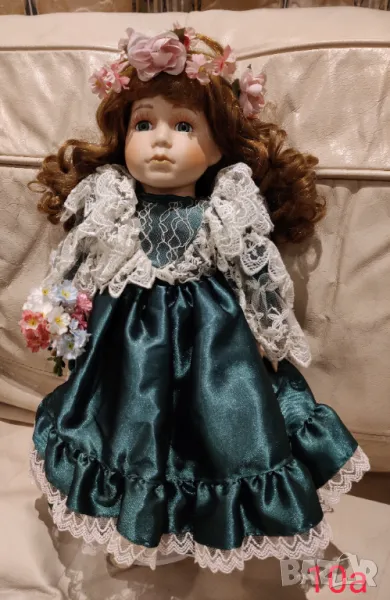Порцеланова кукла , снимка 1