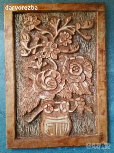 Дърворезба  Ваза с рози, снимка 1