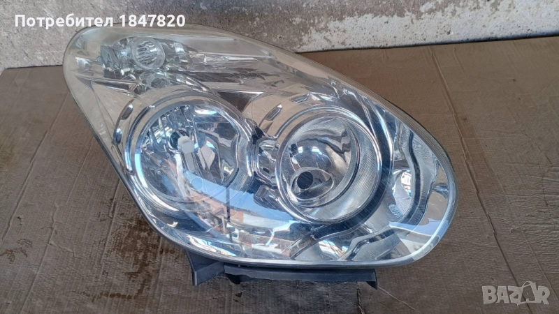 оригинален десен фар за опел комбо 2013, снимка 1