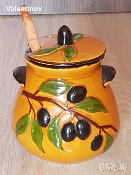 Старинен керамичен съд за маслини , снимка 1
