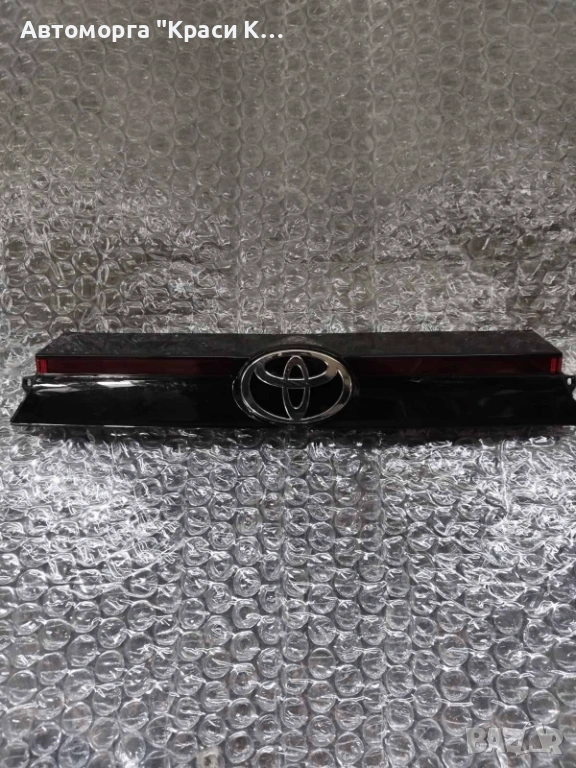 L413253 декоративна маска заден капак за Toyota Yaris Cross 2025г, снимка 1