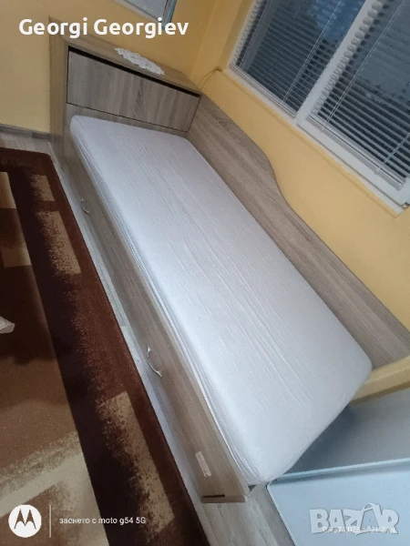 два броя ъглови легла с чекмеджета и две ракли, снимка 1