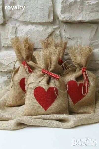 Торбичка с 3 артикула изненада, снимка 1