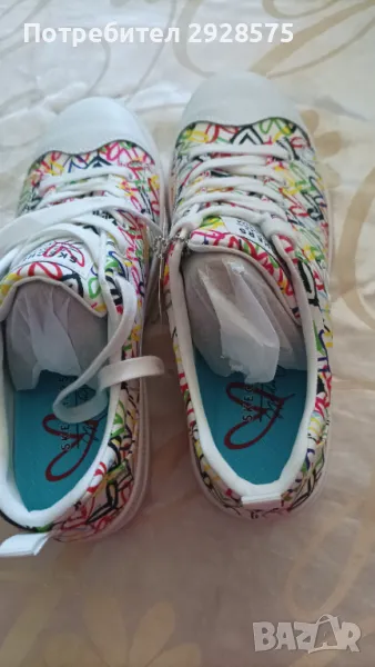 Продавам дамски маратонки Skechers , снимка 1