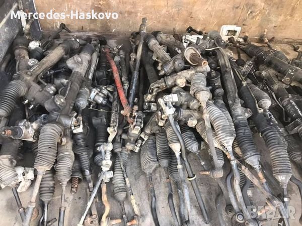  Хидравлични кормилни рейки от ляв и десен волан за Мерцедес, снимка 1