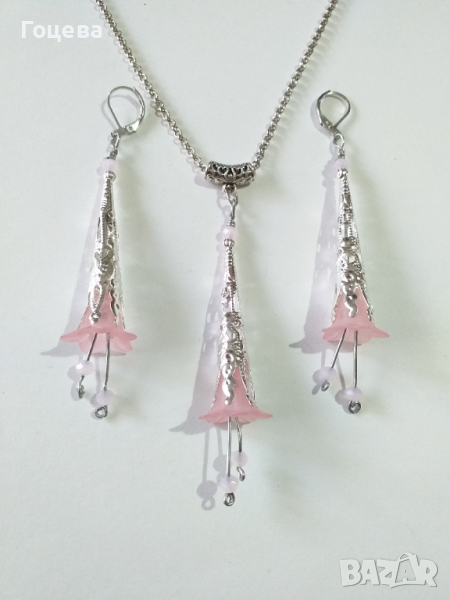 Много нежен комплект бижута обици и колие в нежно розово и филигранен обков в цвят Сребро , снимка 1