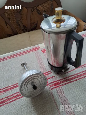 кафеварка на ток  ЕКСПРЕС произ 1977 г със цедка  нова, снимка 3 - Кани - 47987091