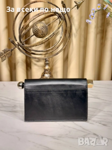 Jacquemus Дамска Чанта - Налични Различни Цветове Код E655, снимка 12 - Чанти - 51479443