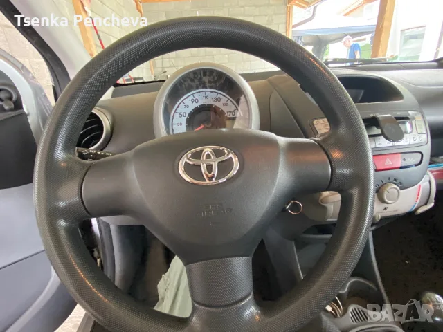 Toyota Aygo (2006), снимка 3 - Автомобили и джипове - 56042125
