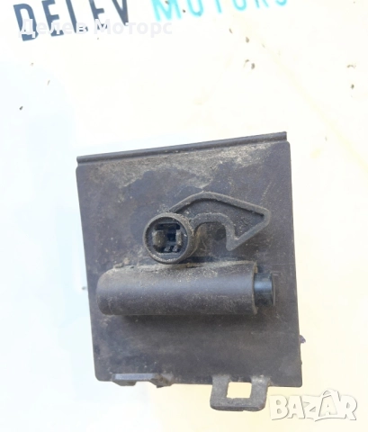 A0008202303 механизъм за отваряне на капачката на резервоара от Mercedes CLA 180 Sport, снимка 3 - Части - 51835604