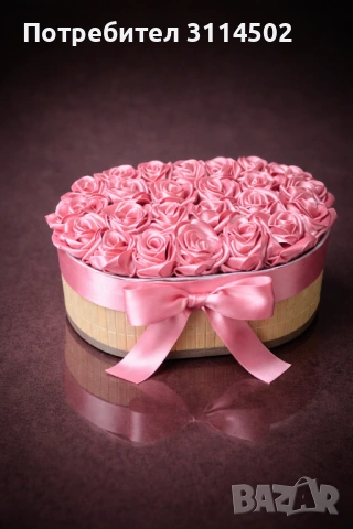 Луксозна кутия с вечни рози